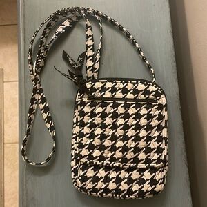 Vera Bradley houndstooth crossbody mini bag